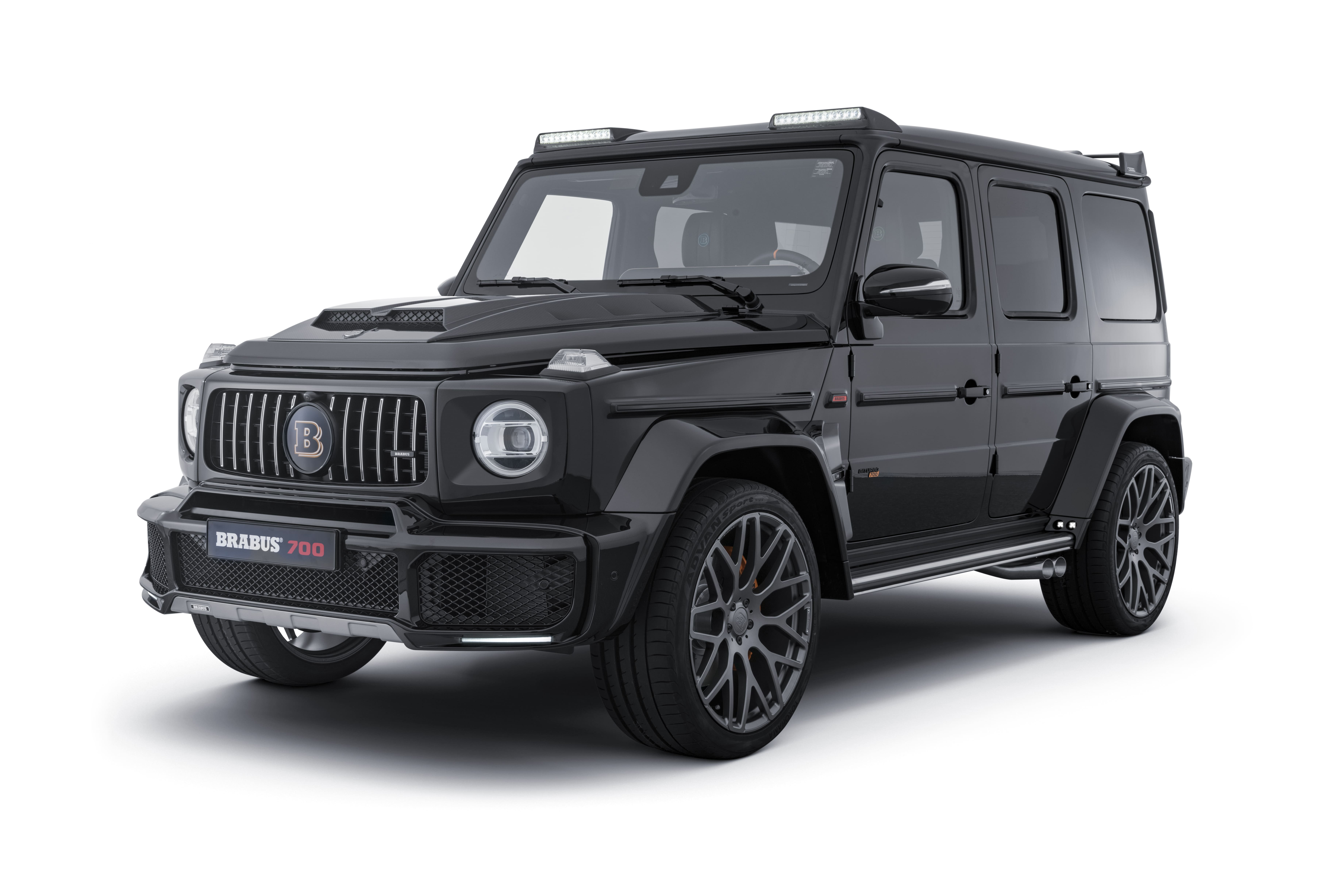 BRABUS 700